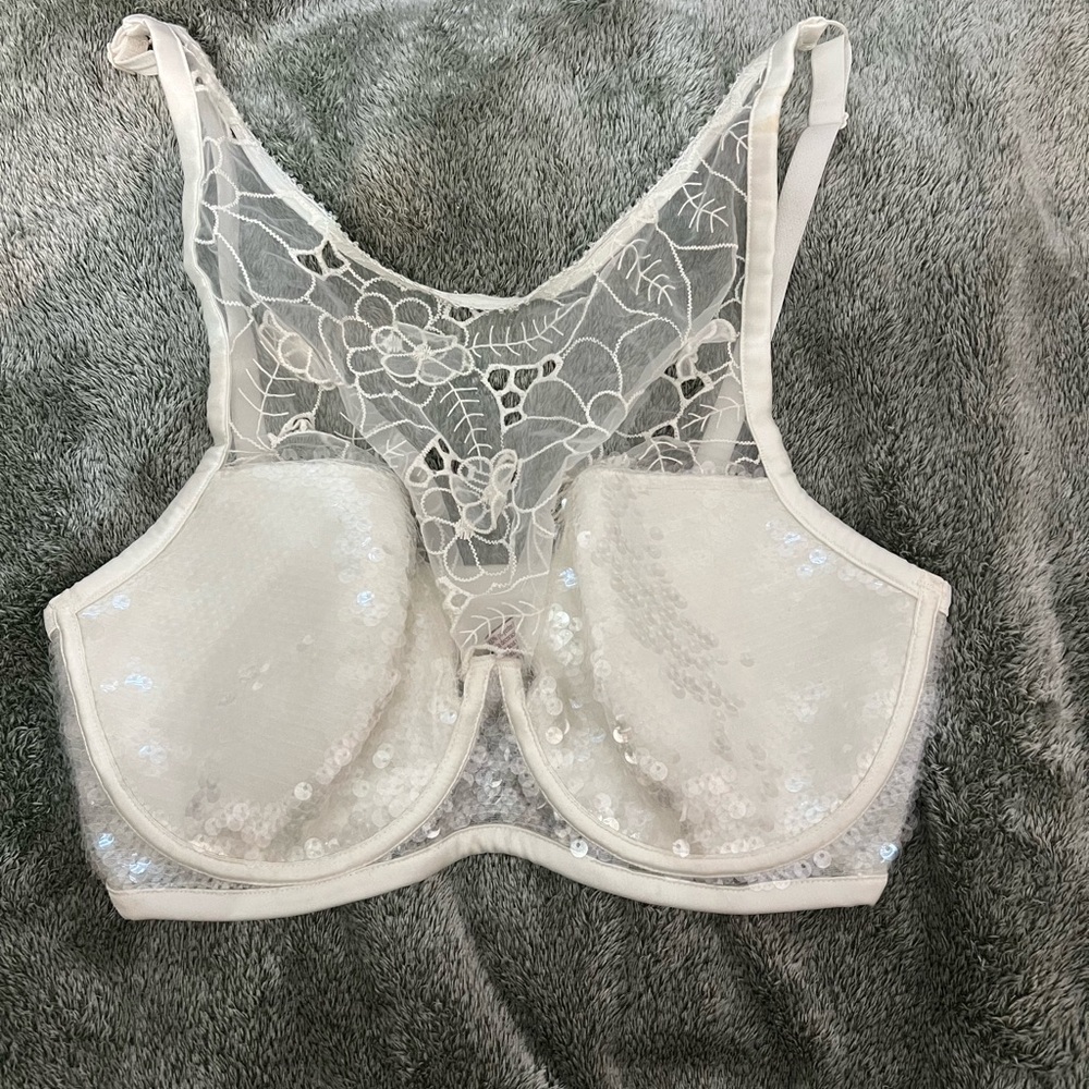 Victoria's Secret White Lace Sequin Bra